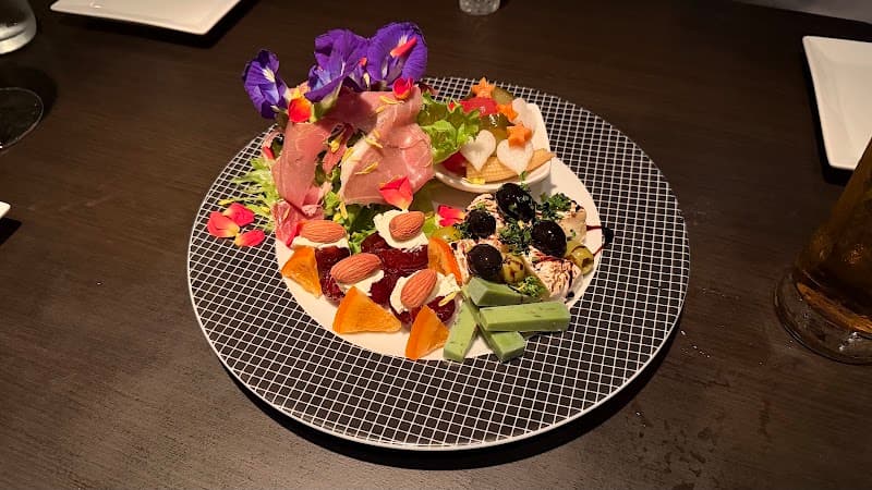 Monopole K-Funk(モノポール ケイファンク)の店内・料理の写真 2枚目
