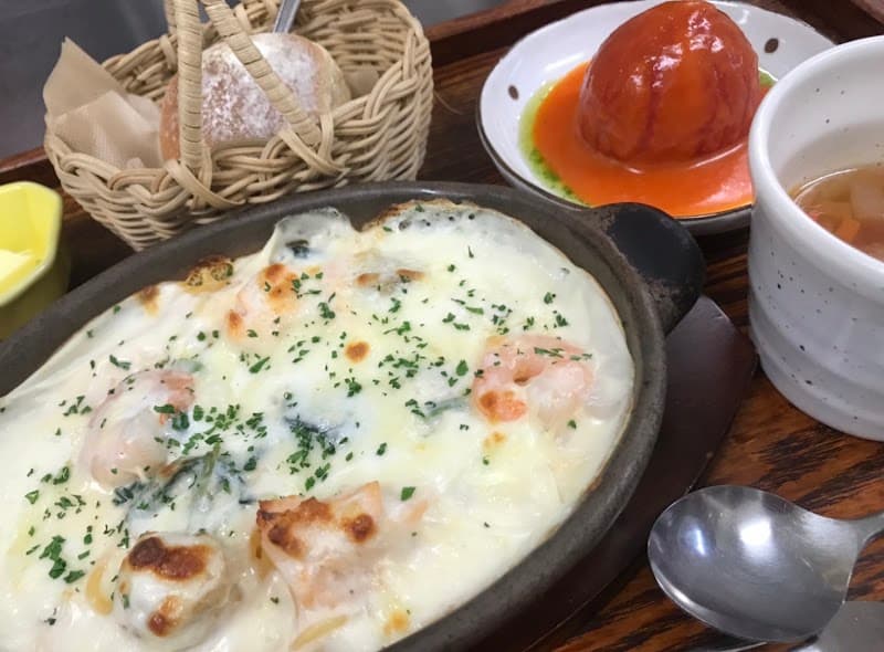 洋食膳処 ま・めぞんの店内・料理の写真 2枚目