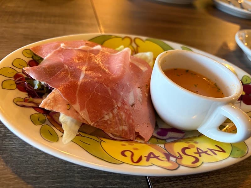 Italian Kitchen VANSAN 盛岡西青山店の店内・料理の写真 3枚目