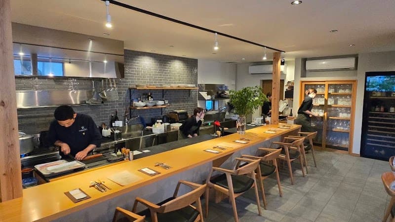 ワイン食堂 cobacini