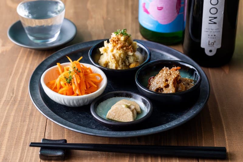 お酒と小料理居酒屋 maanoの店内・料理の写真 2枚目