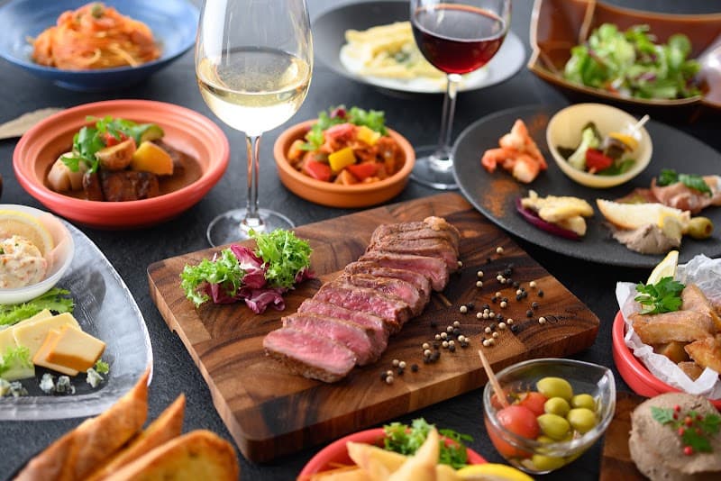 瀬戸内バル LA TERRAZZAの店内・料理の写真 2枚目