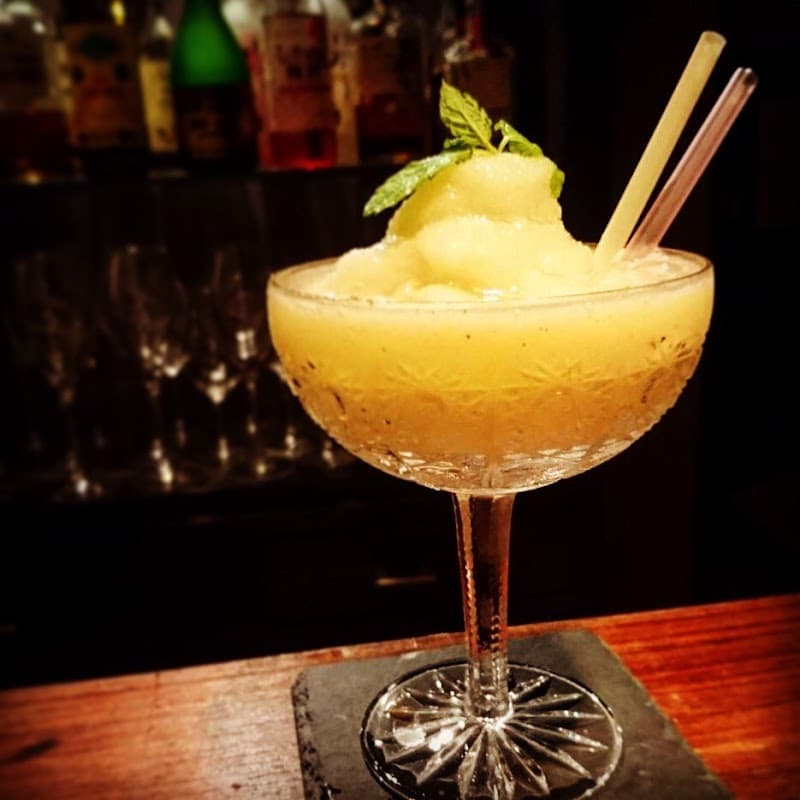 BAR Vital（バイタル）/ 大人の隠れ家の店内・料理の写真 2枚目