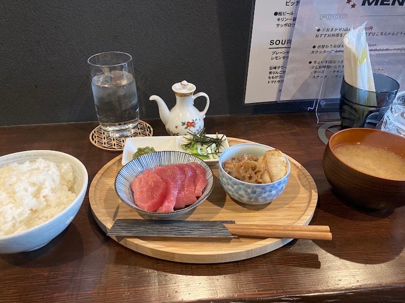 うちカフェ酒場 わいまるの店内・料理の写真 3枚目
