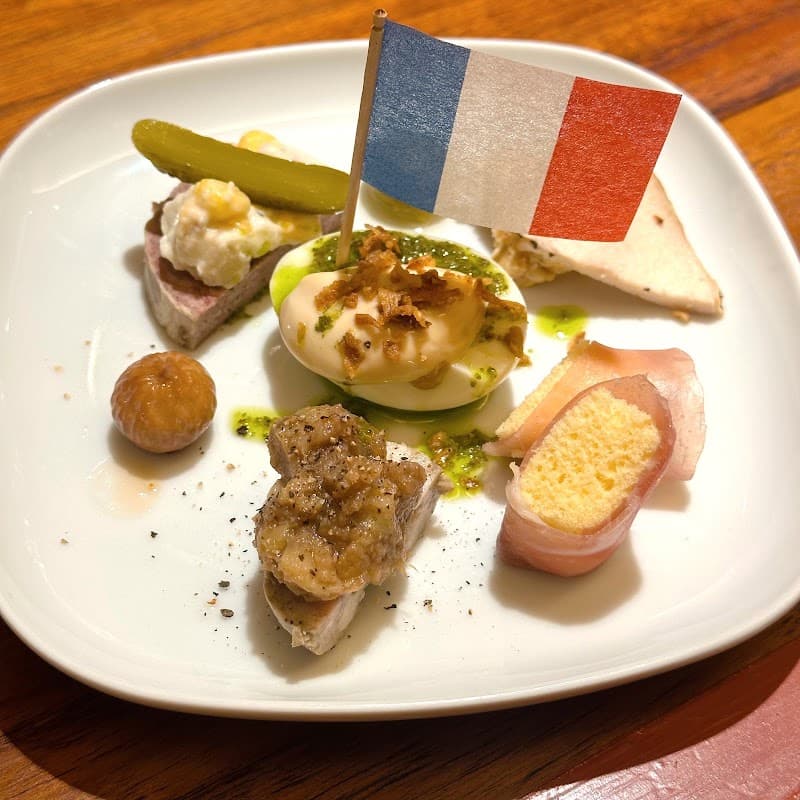 路地裏フレンチ マレの店内・料理の写真 3枚目
