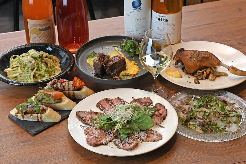 肉バル+29の店内・料理の写真 2枚目