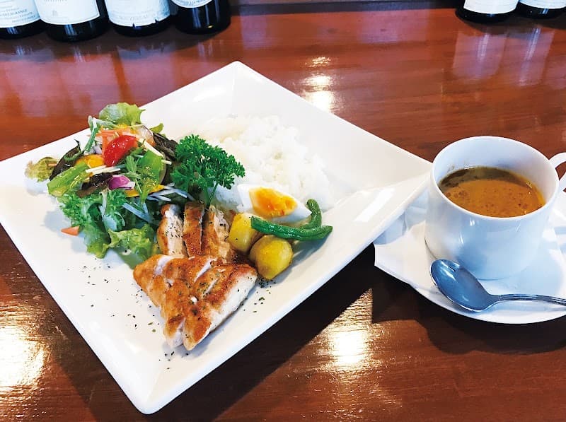 ワインショップ＆カフェ バディーズ河口湖の店内・料理の写真 2枚目