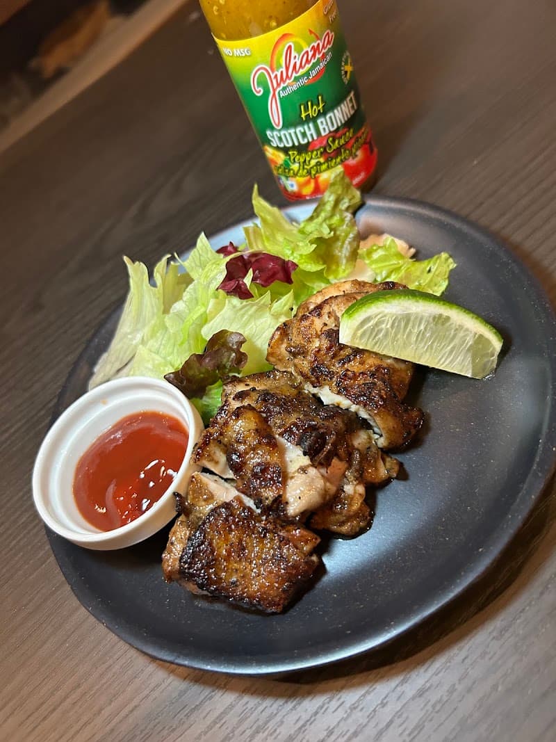 Bar Never say neverの店内・料理の写真 2枚目