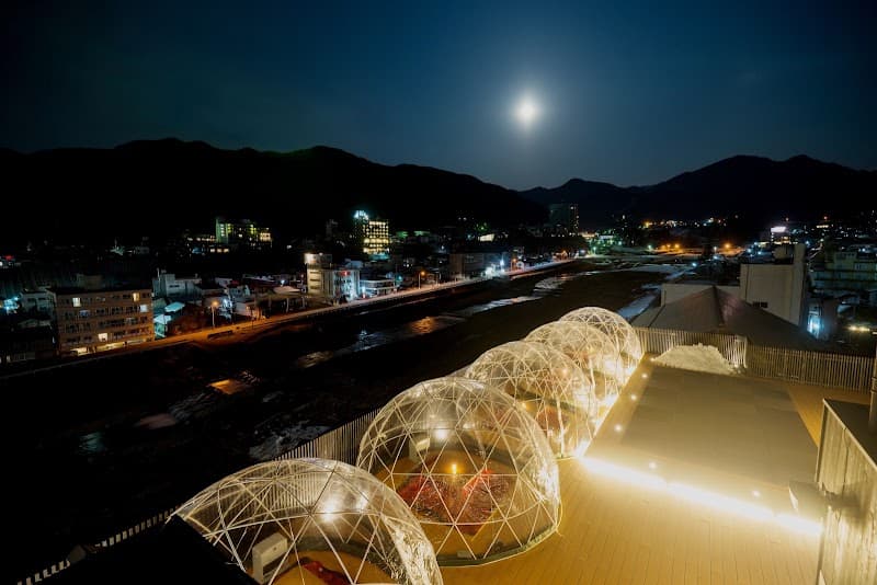 湯田中温泉 ルーフトップジャパニーズバー雪月花の店内・料理の写真 3枚目