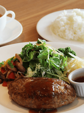 ビストロ＆カフェ六朝館の店内・料理の写真 2枚目