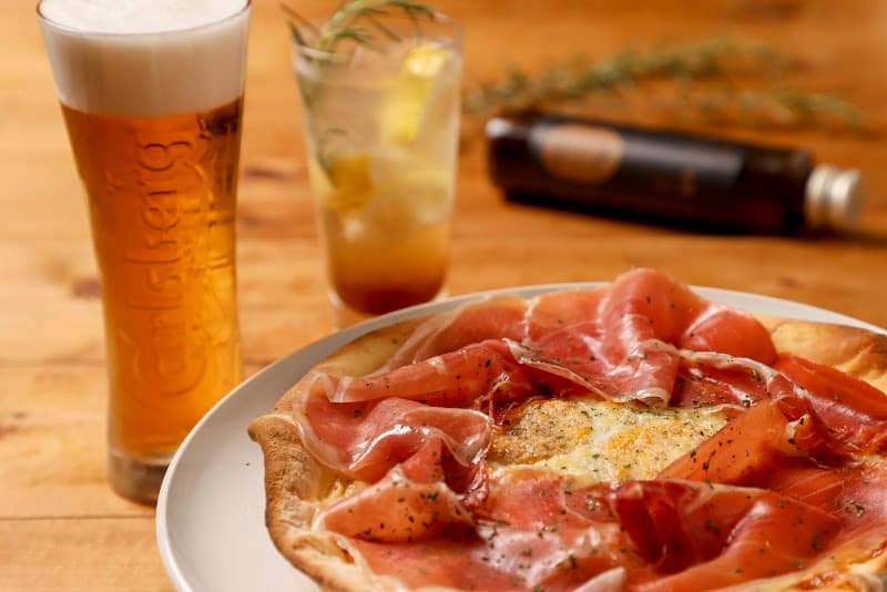 BAR EST バルエストの店内・料理の写真 3枚目