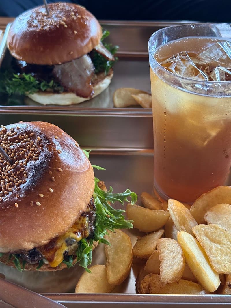 COW BURGERSの店内・料理の写真 3枚目