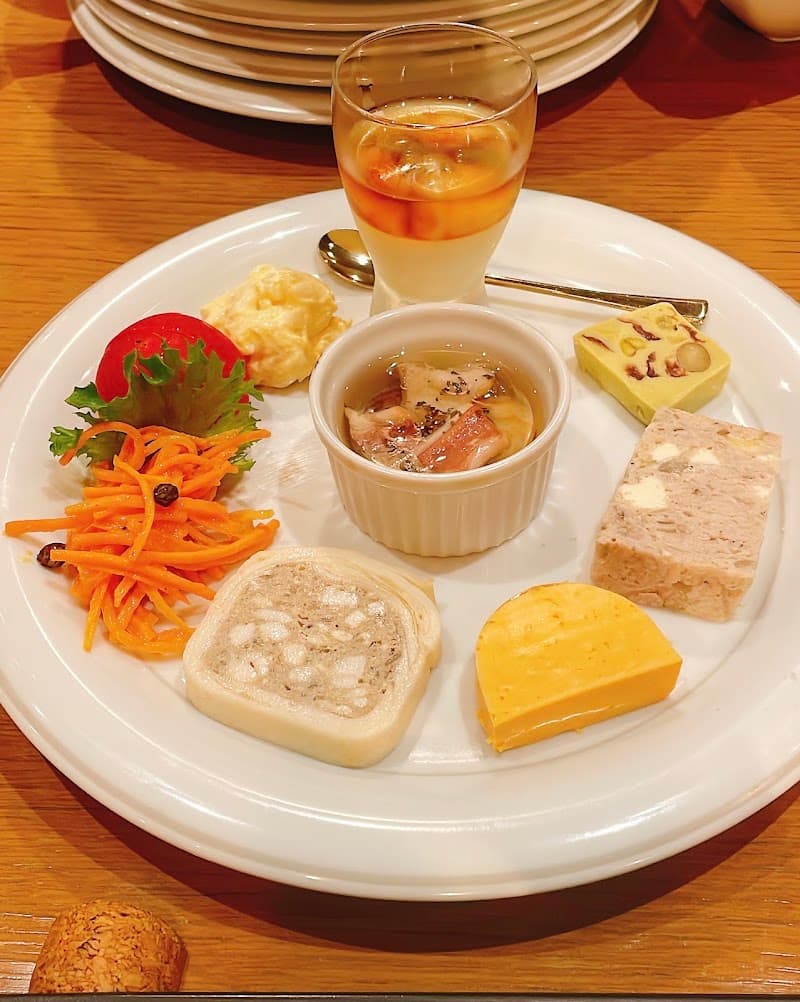 わいん食道ぼるどう