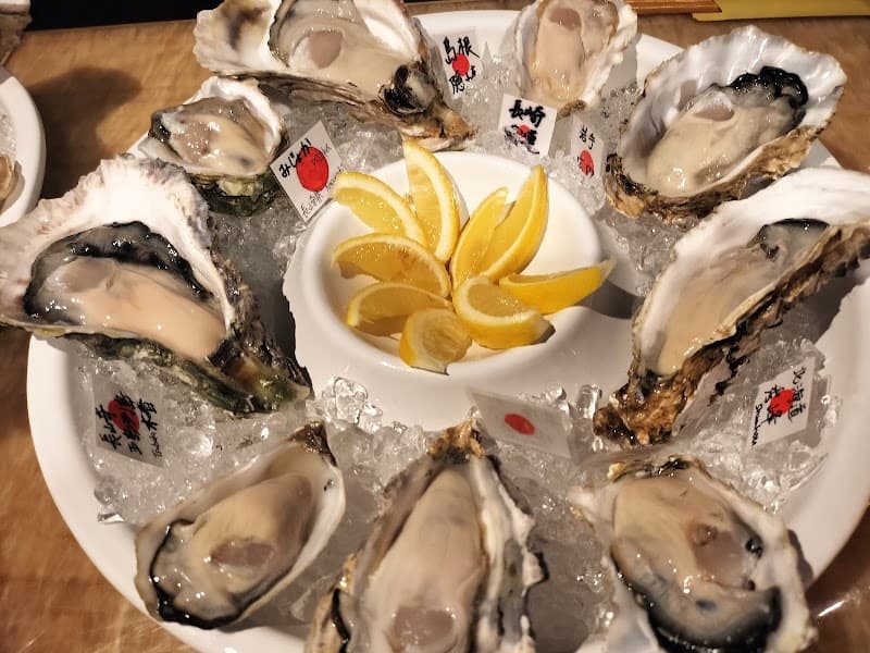 Oyster and Wine bar RITZの店内・料理の写真 2枚目