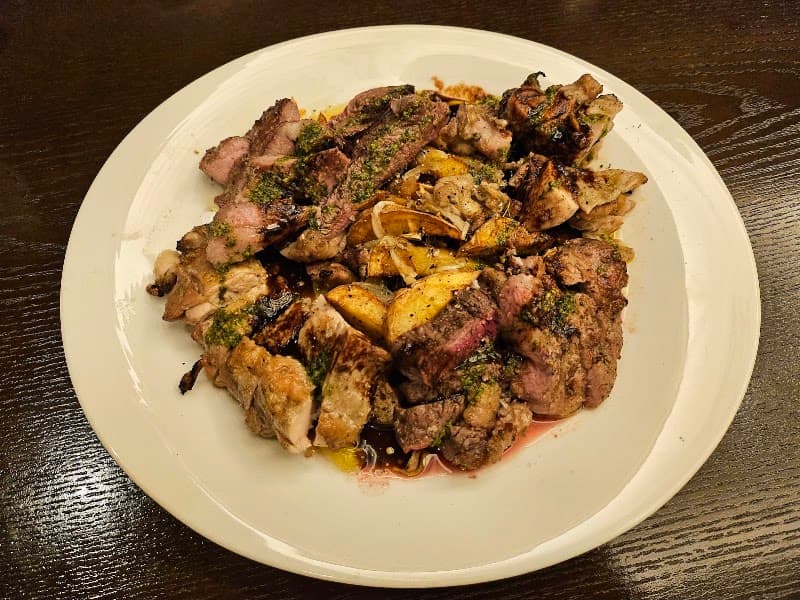 ミスターデ・ヴの店内・料理の写真 3枚目