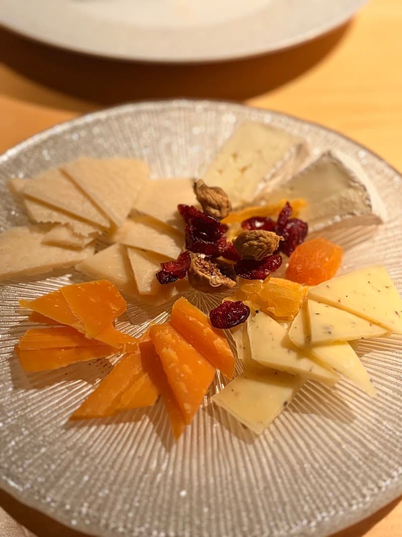 WineBar Pluribus（ワインバープルリバス）の店内・料理の写真 3枚目