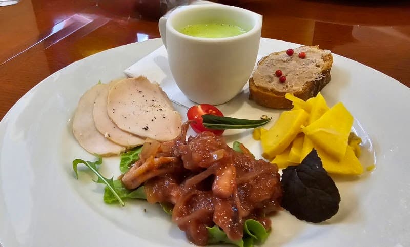 モンブーシェの店内・料理の写真 2枚目