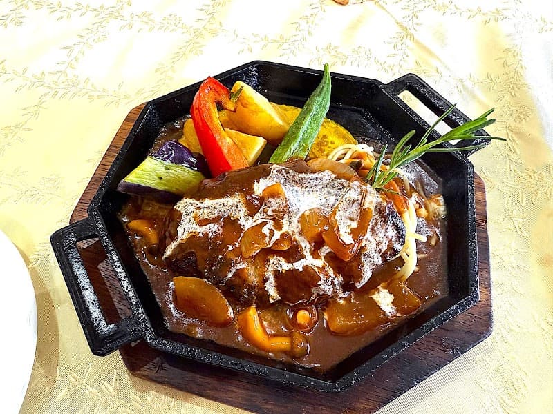 ビストロ彩華の店内・料理の写真 2枚目