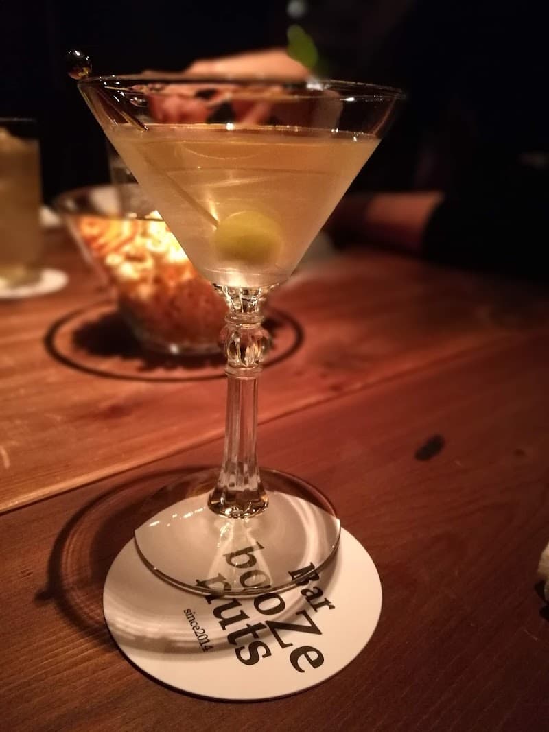 Bar booZe nuts