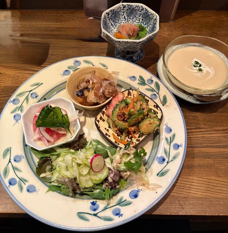 ビストロ うのじの店内・料理の写真 2枚目
