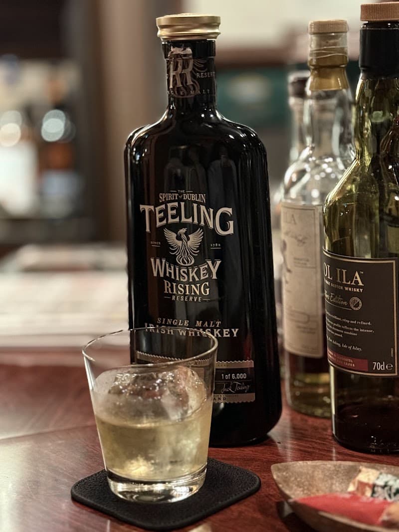 Islay whisky Bar Oliveの店内・料理の写真 3枚目
