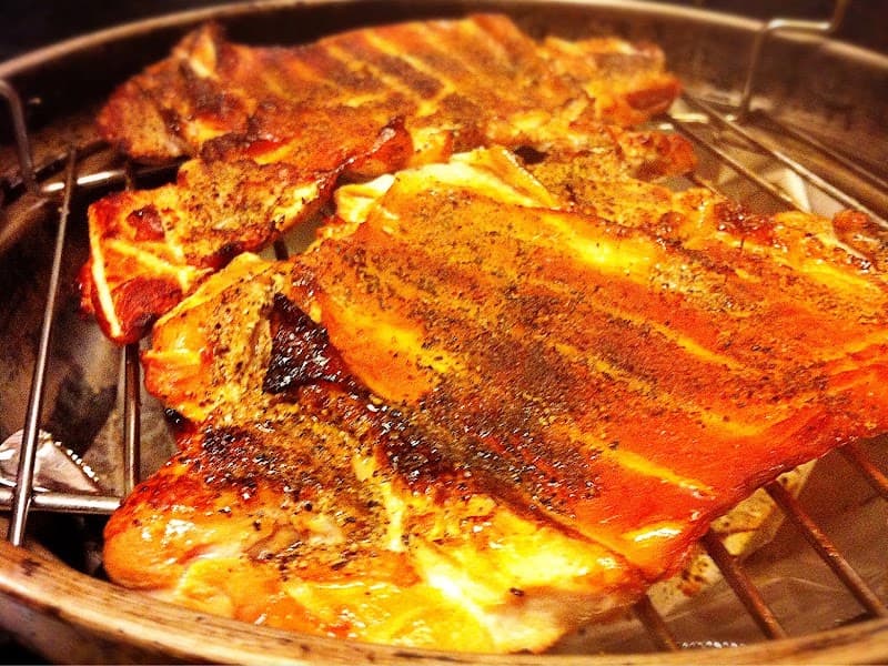 錦2丁目ワイン酒場 MUSHの店内・料理の写真 2枚目