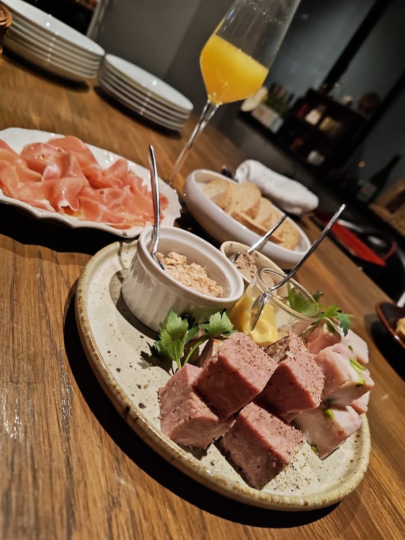 Cave du Villageの店内・料理の写真 2枚目