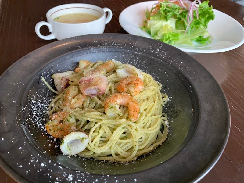 オリエンタルバールの店内・料理の写真 2枚目