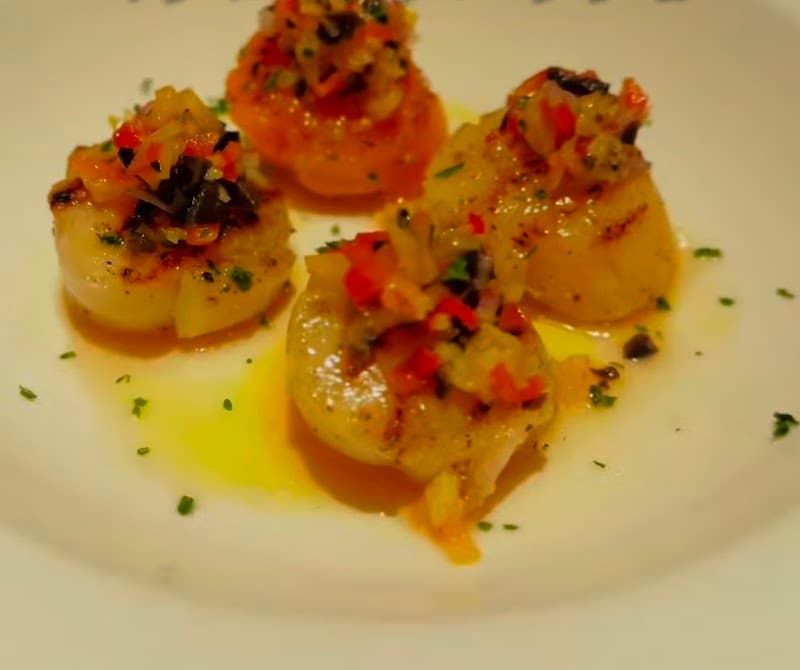 スパニッシュ＆イタリアンバル FAGOTTOの店内・料理の写真 2枚目