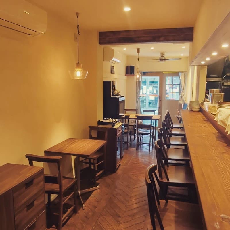 BISTRO M05 ビストロエムゼロファイブ