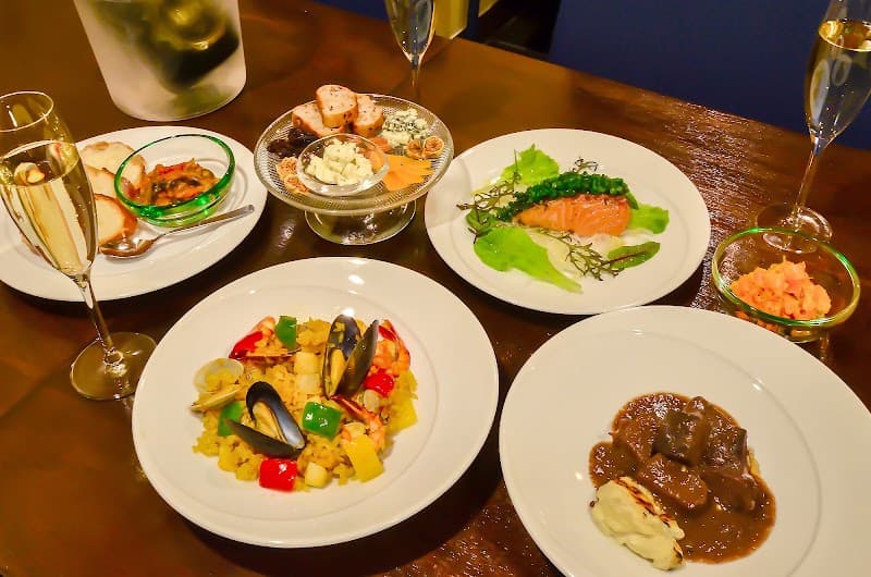 ワインダイニング ことのはの店内・料理の写真 2枚目