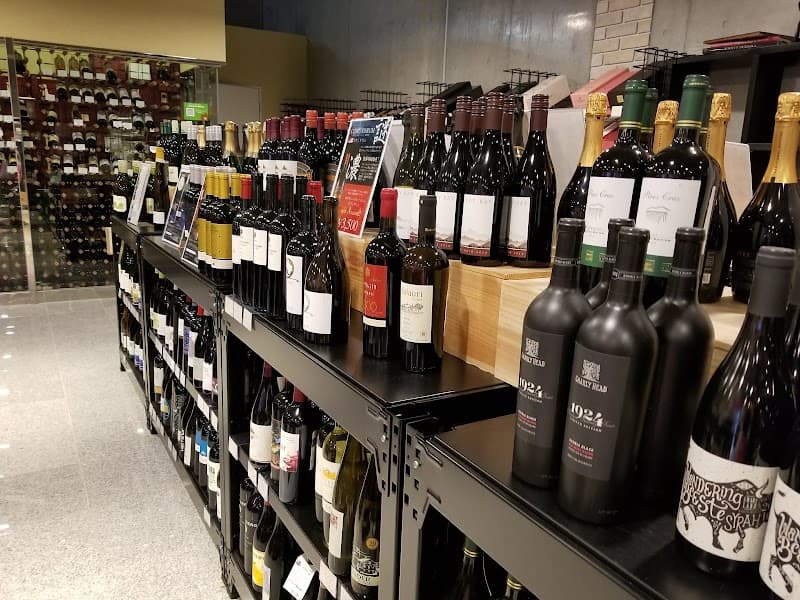 枡屋 selection wine & maltの店内・料理の写真 2枚目