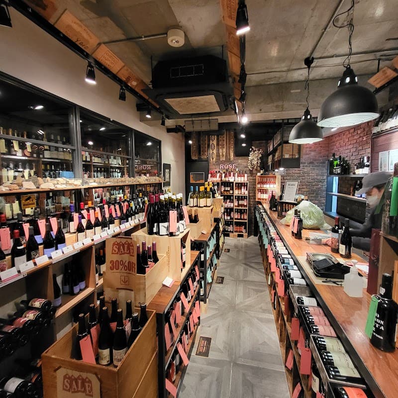 Conceptual Wine Boutique Anyway-Grapesの店内・料理の写真 2枚目