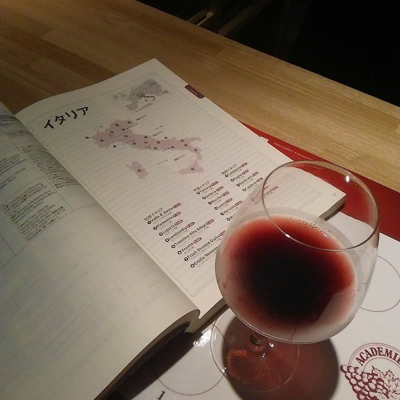 ＷｉｎｅｃａｖｅＮＥＧＩの店内・料理の写真 3枚目