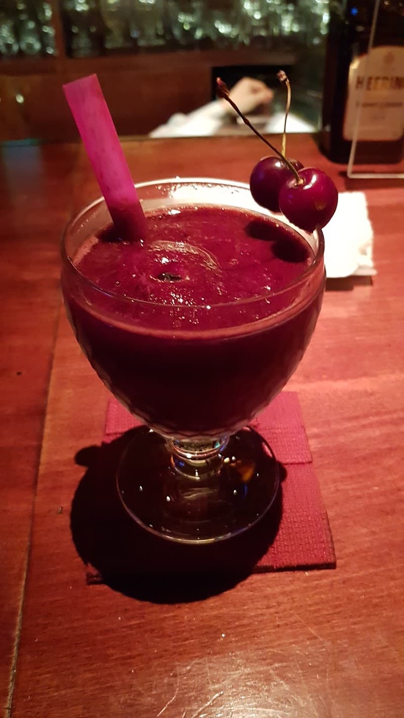 Wine&Bar Neufの店内・料理の写真 2枚目