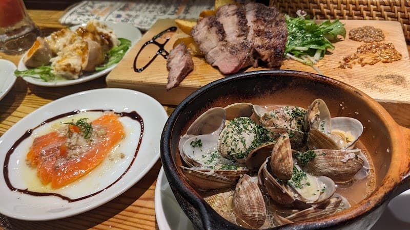 ワイン酒場 イザヴィーノの店内・料理の写真 2枚目