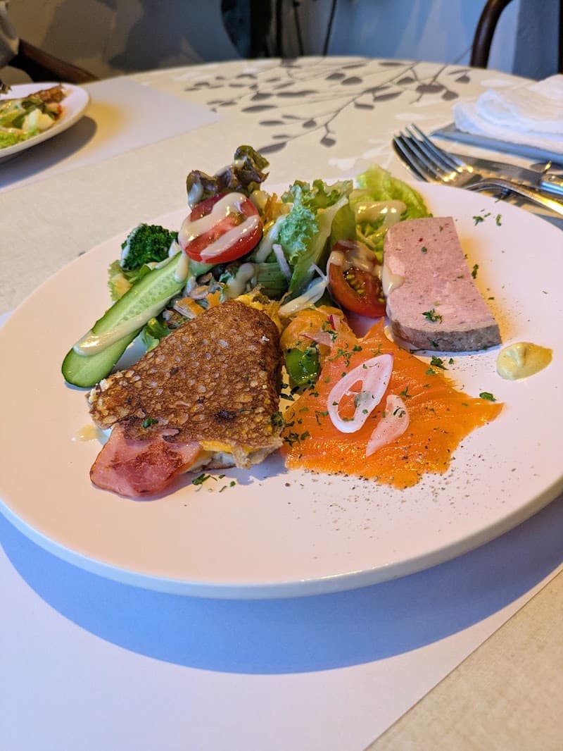 こおり地産洋食店 メルバの店内・料理の写真 3枚目