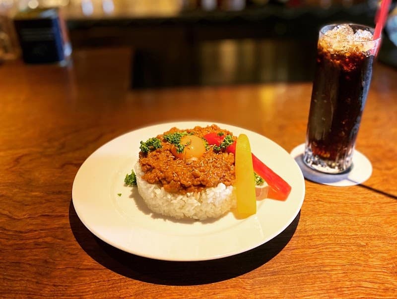 BAR Bottoms-Up（バー ボトムズアップ）の店内・料理の写真 2枚目