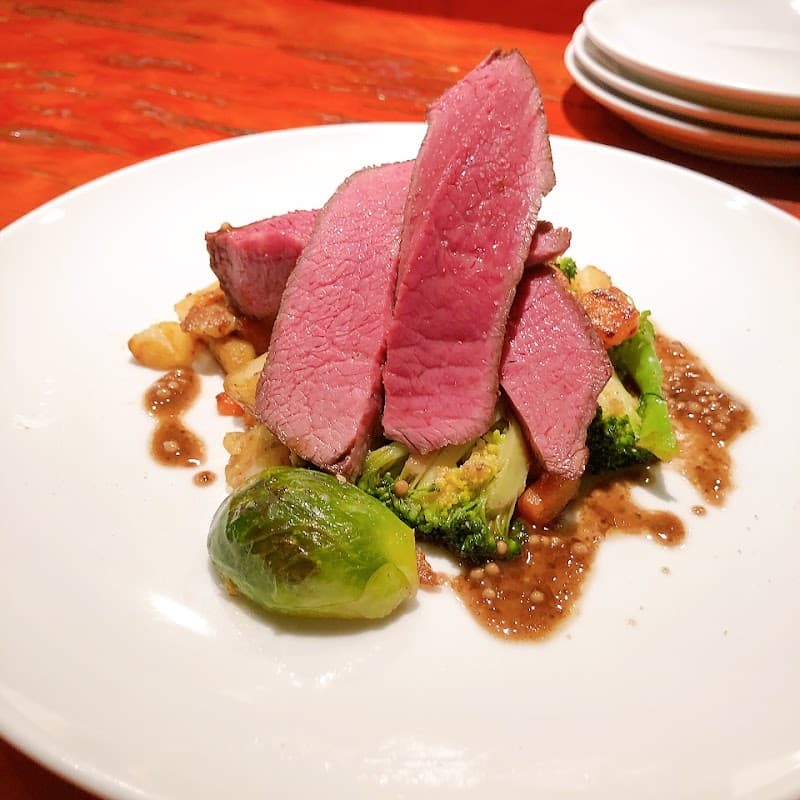 Wine&Dine MARC ワイン アンド ダイン マールの店内・料理の写真 3枚目