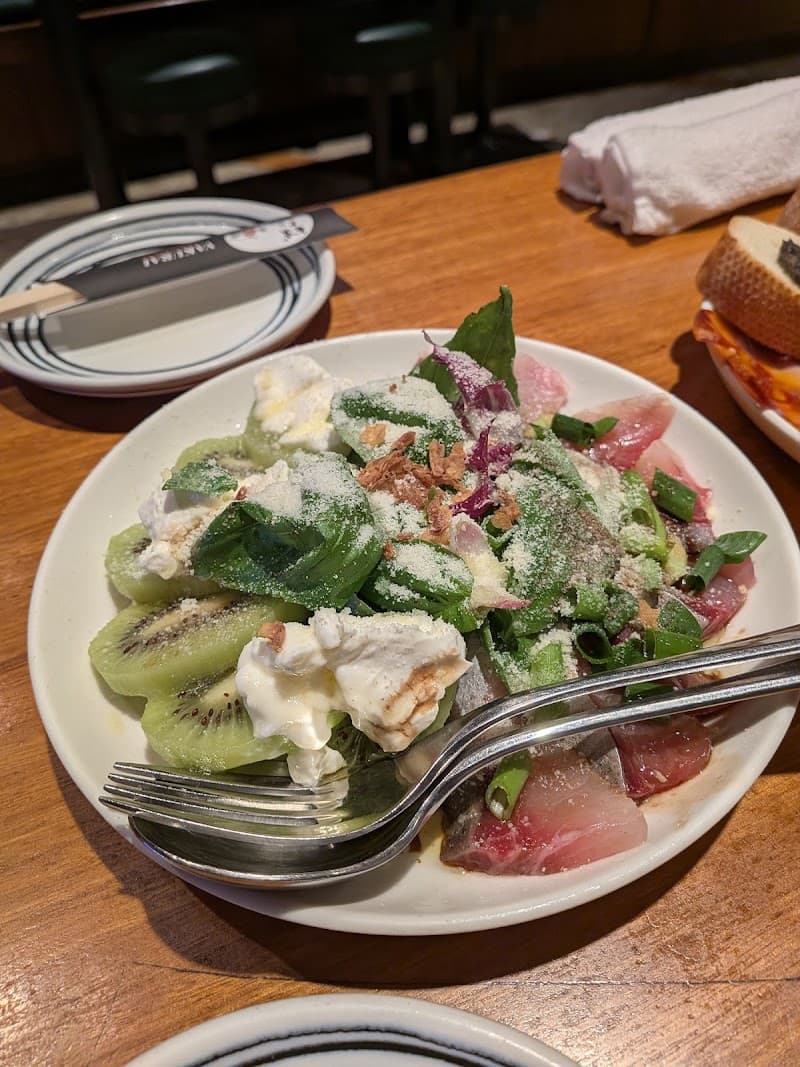 ばくらいワインダイニングの店内・料理の写真 2枚目