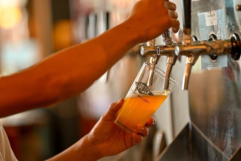 bottle shop&beer pub Capriceの店内・料理の写真 2枚目