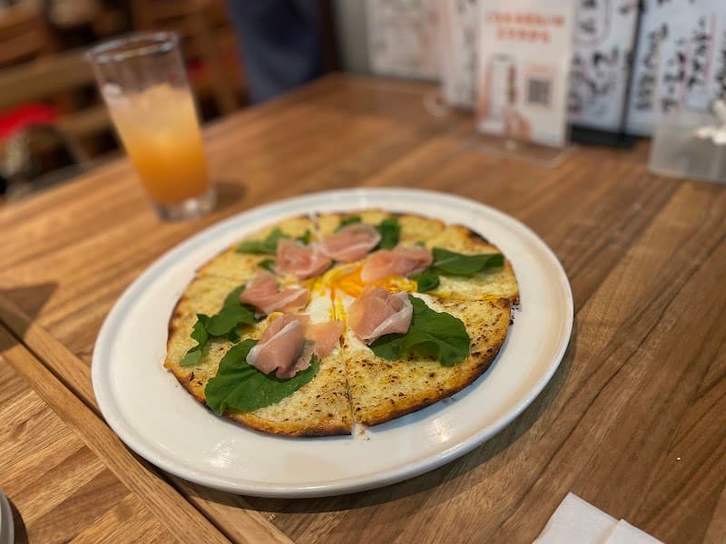イタリアンバル PeCoPeCoの店内・料理の写真 3枚目