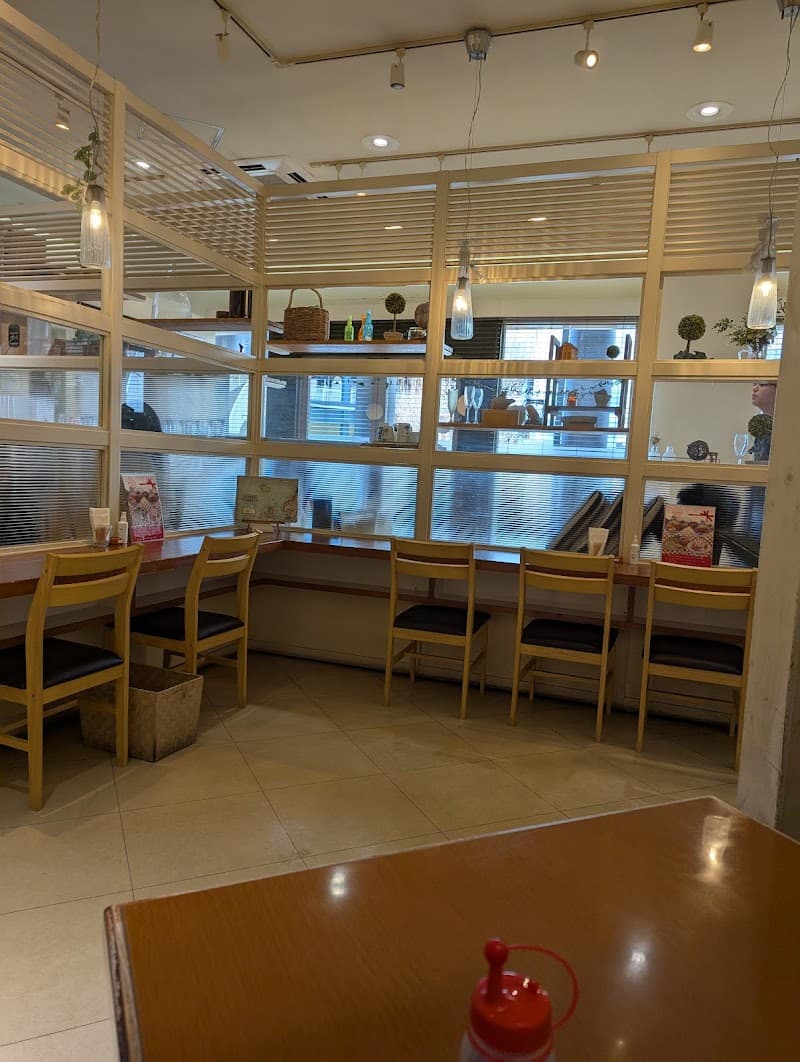 Cafe & Dining Sui
