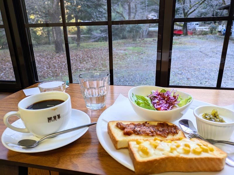 珈琲 似兒草（にこぐさ）の店内・料理の写真 2枚目