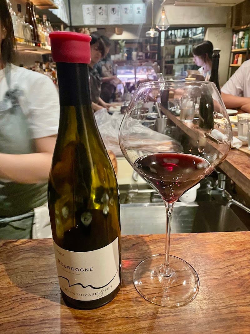 イストワ / Natural Wine Shop&Bar Histoiの店内・料理の写真 3枚目