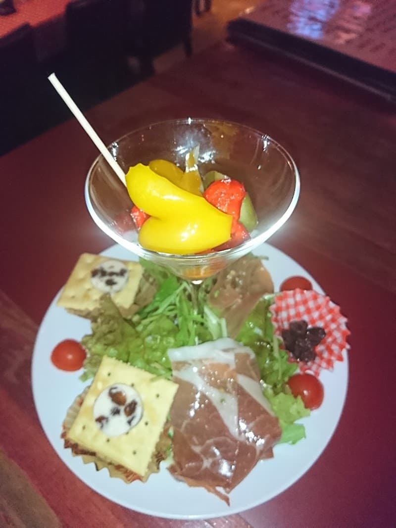 ワインバーテラ堺東店の店内・料理の写真 2枚目