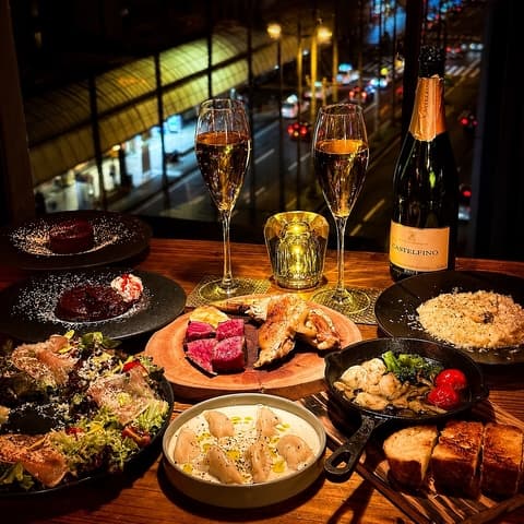 宮崎食材×洋食酒場 Vincent Flower Dining. 【WAGYU】の店内・料理の写真 2枚目
