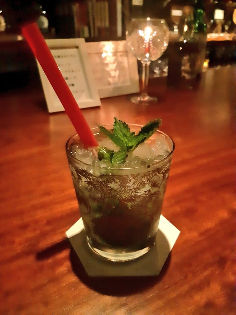 Authentic Bar KIR (オーセンティックバー･キール)の店内・料理の写真 2枚目