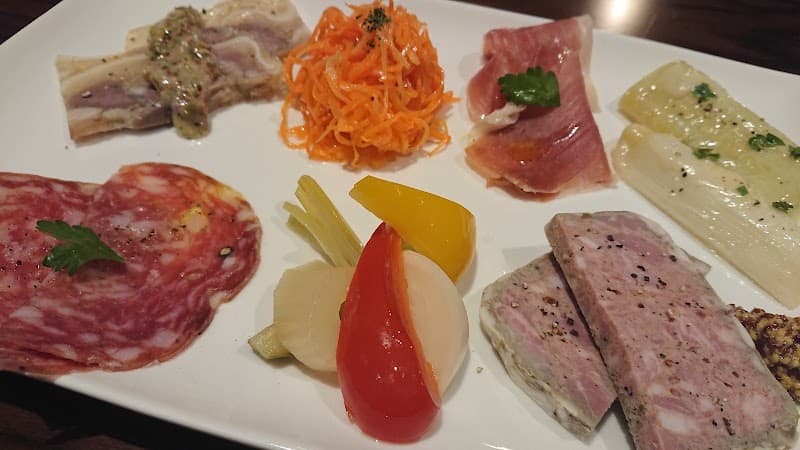 L'Ivresse リヴレスの店内・料理の写真 2枚目
