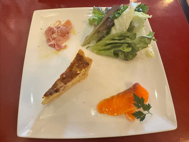 ビストロ・ラ・グルヌイユ Grenouilleの店内・料理の写真 2枚目